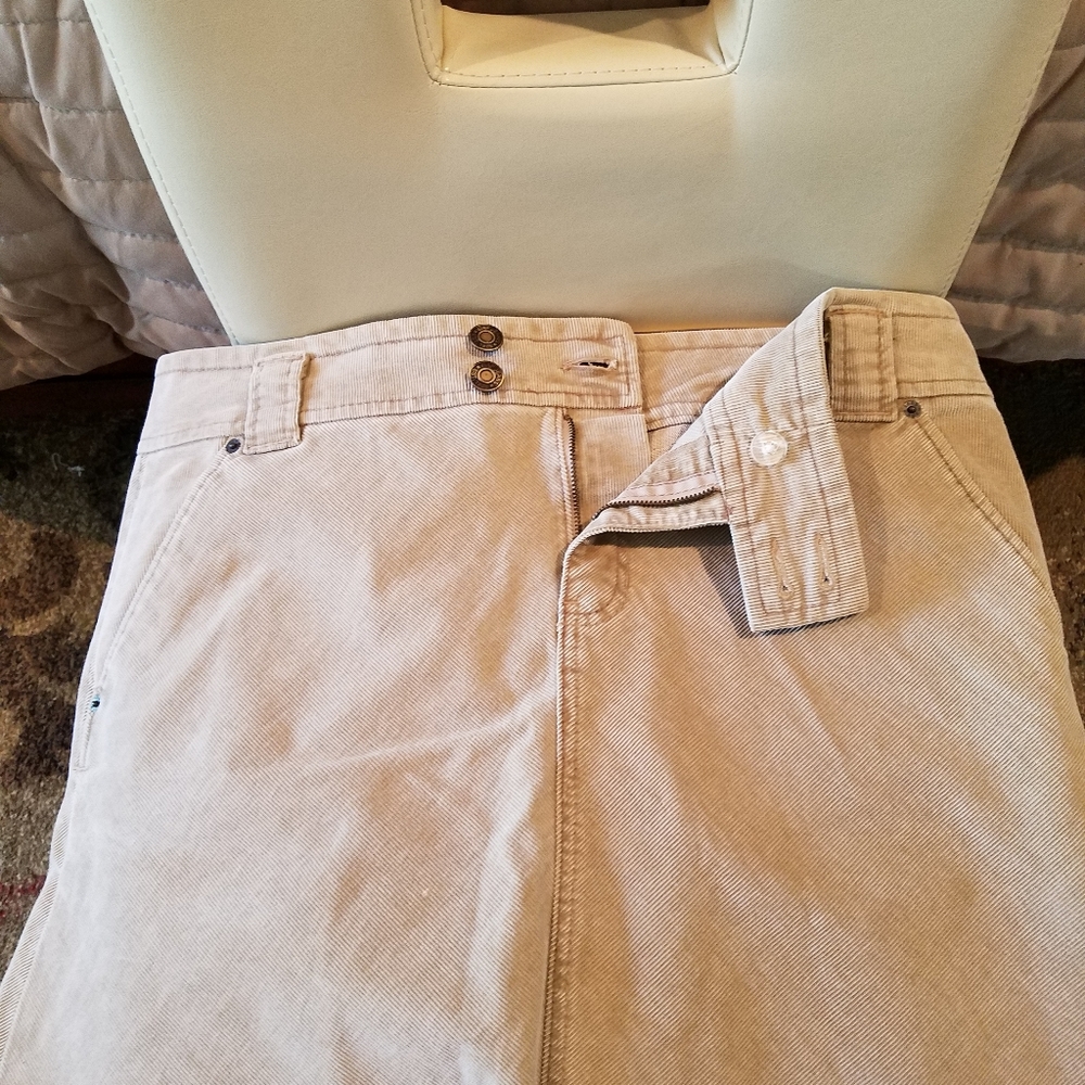 Corduroy skirt
